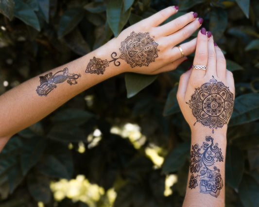 fake black color henna hena mehndi bridal body art temporary tattoo sticker design idea on hand palm arm