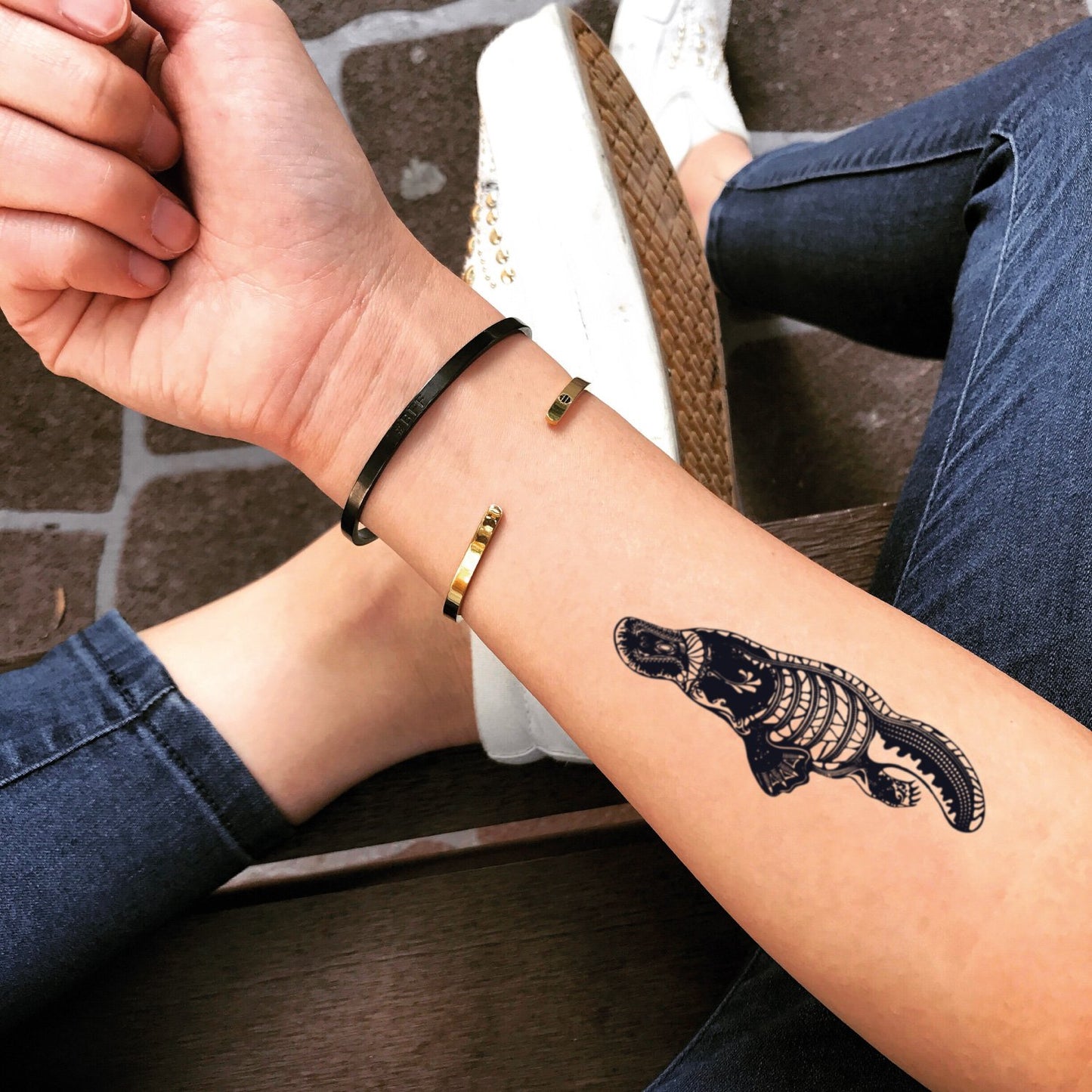 fake medium platypus animal temporary tattoo sticker design idea on forearm