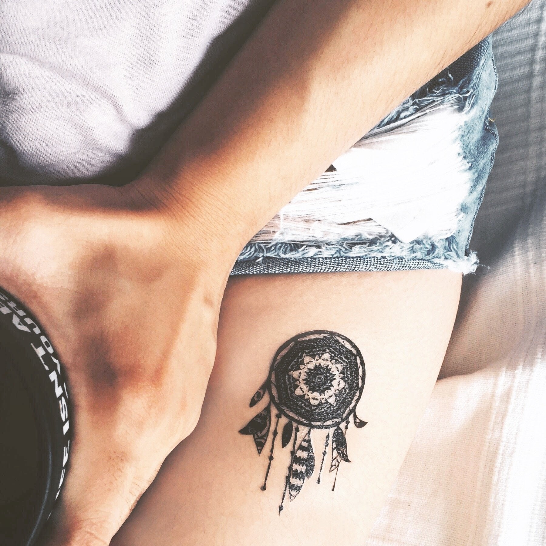 fake small dream catcher blackfoot indian native pride ojibwe wind chime bohemian temporary tattoo sticker design idea on thigh