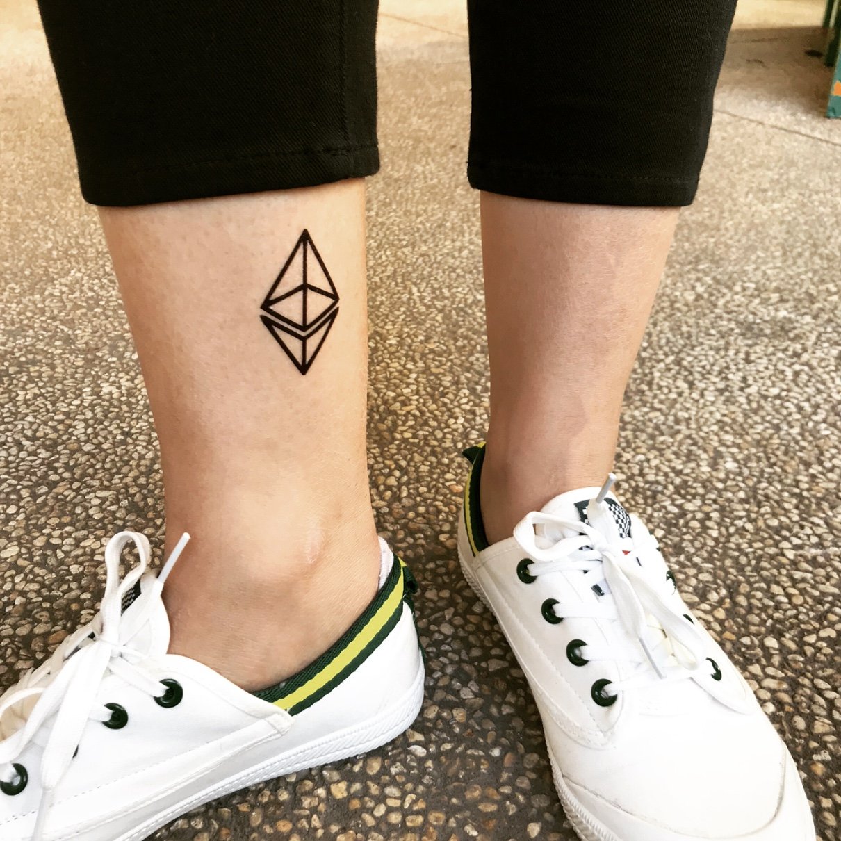 fake small ethereum geometric temporary tattoo sticker design idea on ankle