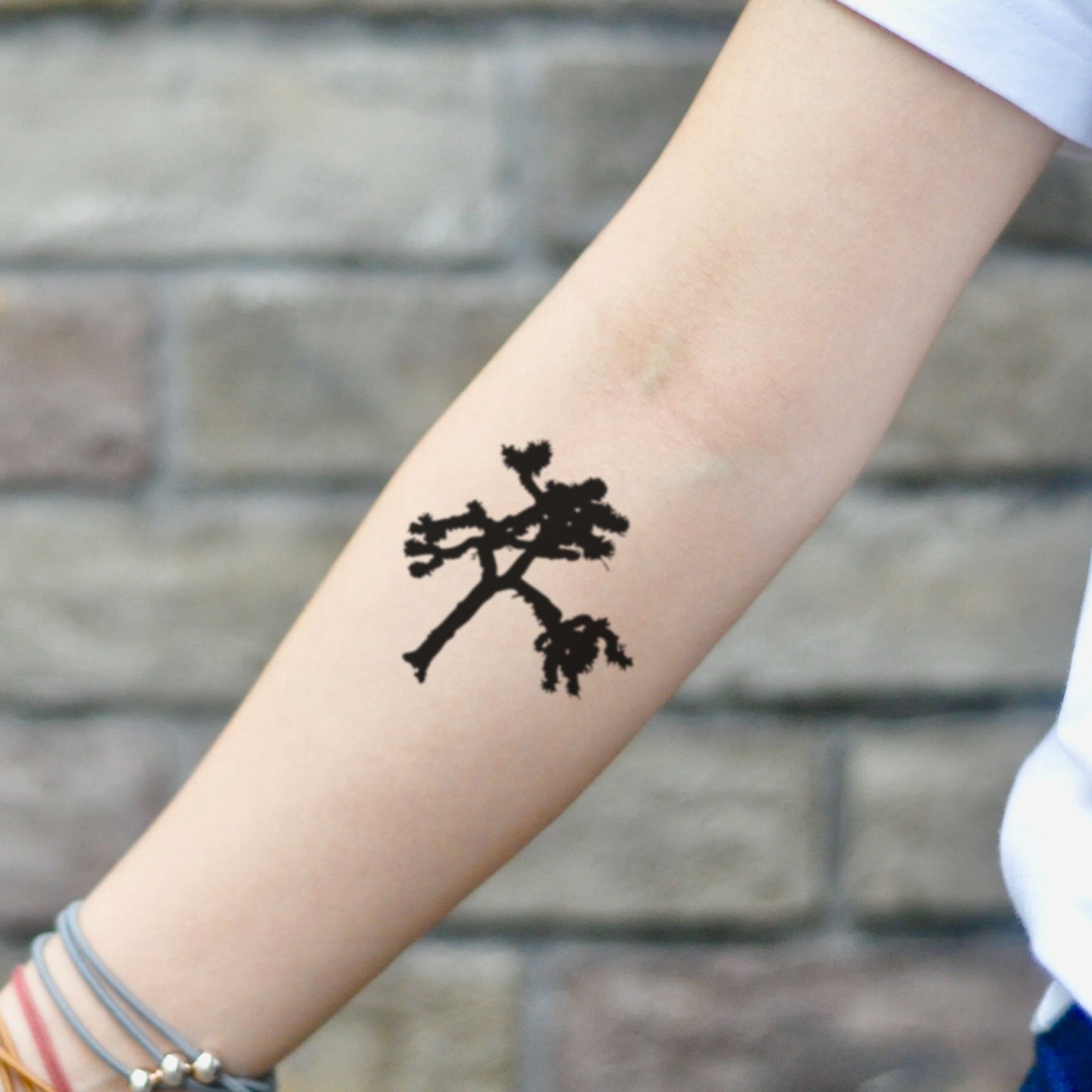 fake small joshua tree nature temporary tattoo sticker design idea on inner arm