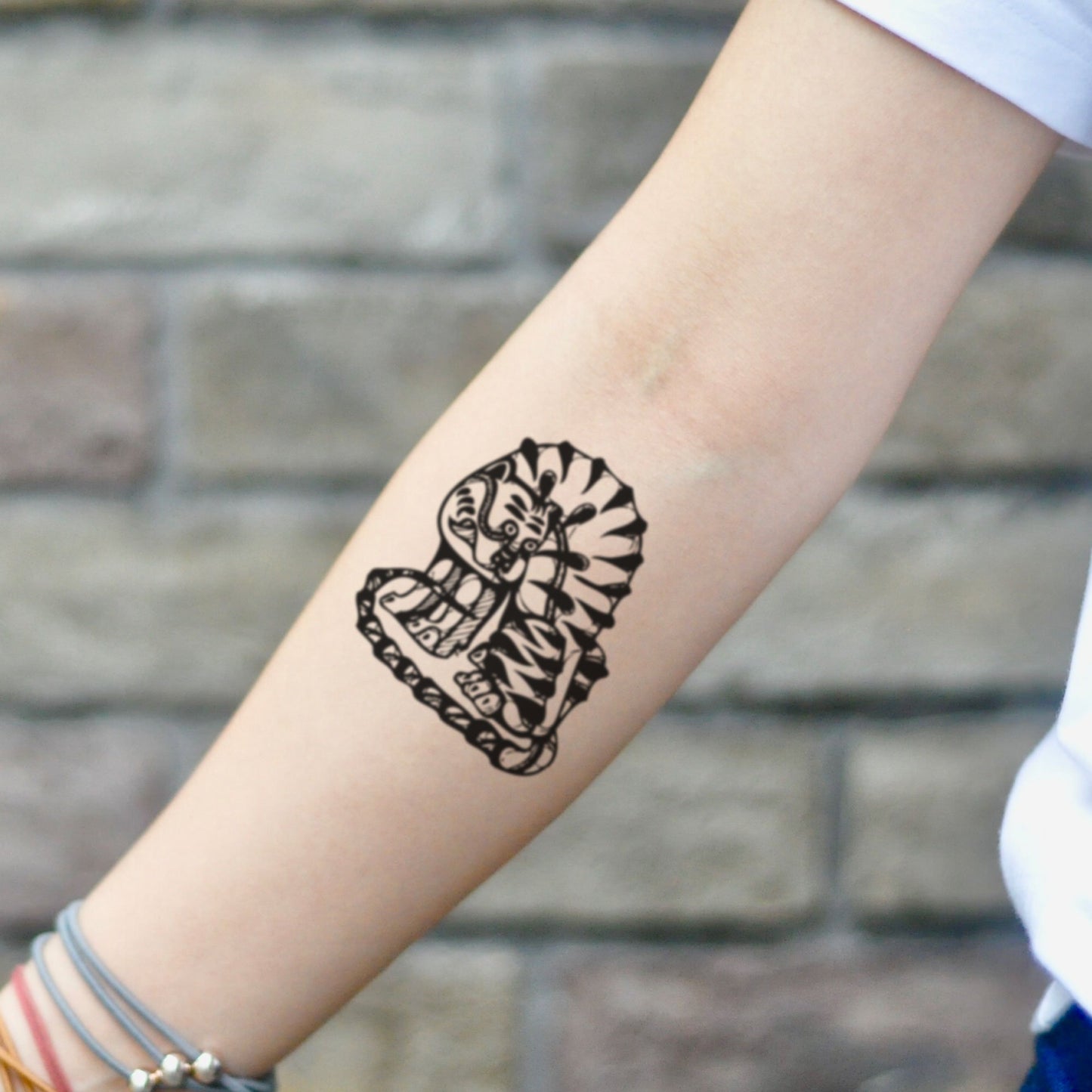 fake small korean japanese tiger pazyryk scythian animal temporary tattoo sticker design idea on inner arm
