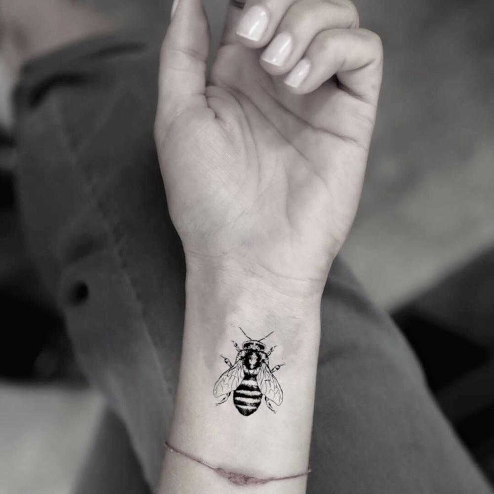 fake small realistic little hornet killer vintage bumble honey queen bee wasp animal temporary tattoo sticker design idea on wrist