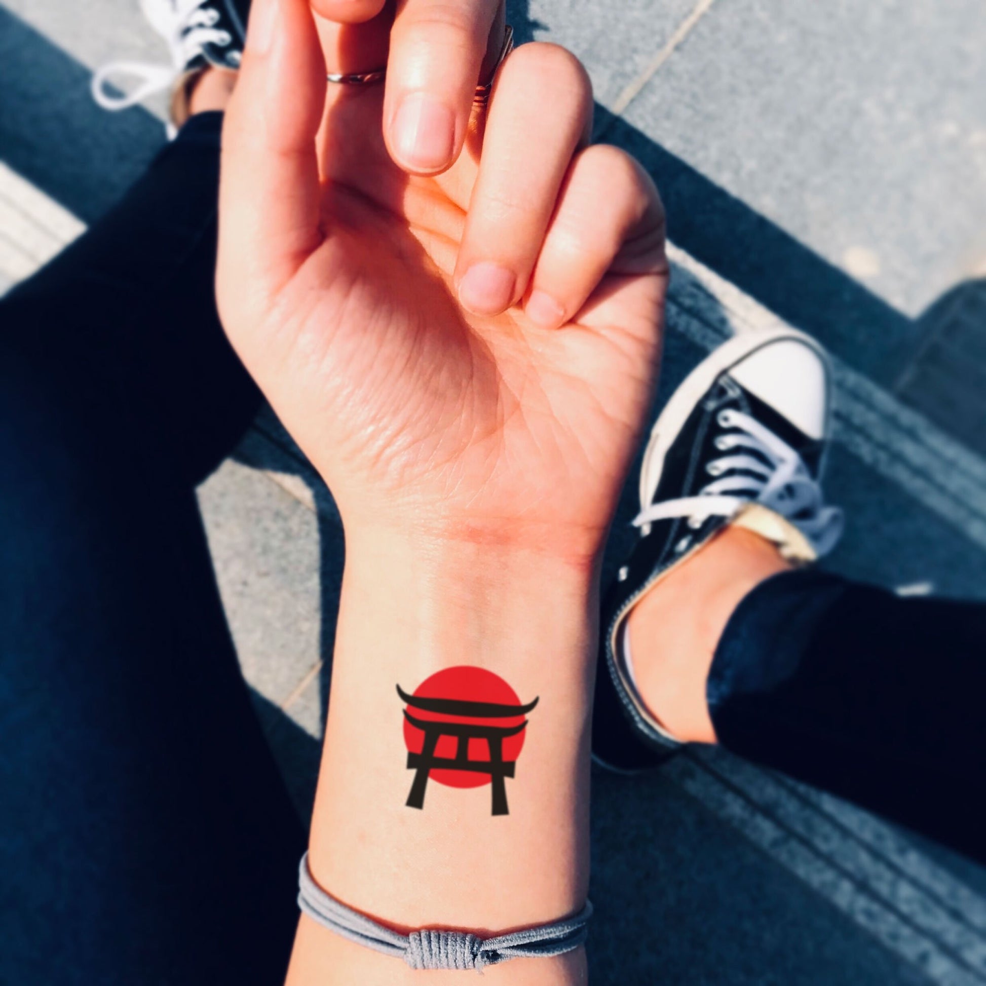 fake small shinto shrine japan japanese torii gate color temporary tattoo sticker design idea on wrist